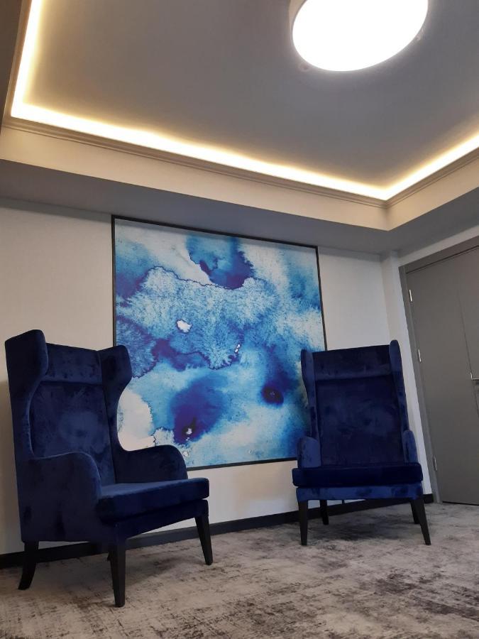 קלוז'-נאפוקה Hotel Univers מראה חיצוני תמונה
